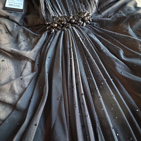 Tadashi Shoji NWT long sleeve gown Trades/Offers Prom Maxi Sheer 1920 - Picture 12 of 13